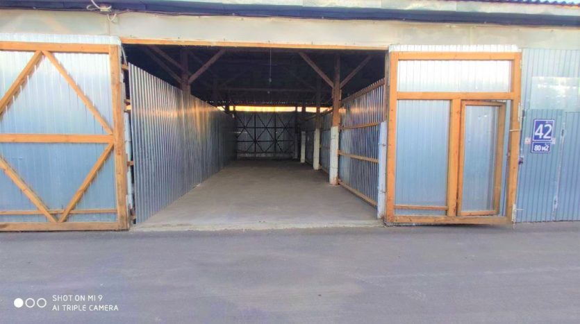Discount 50 percent. 80 m2 Insulated warehouse - room with ramp / offices - 2