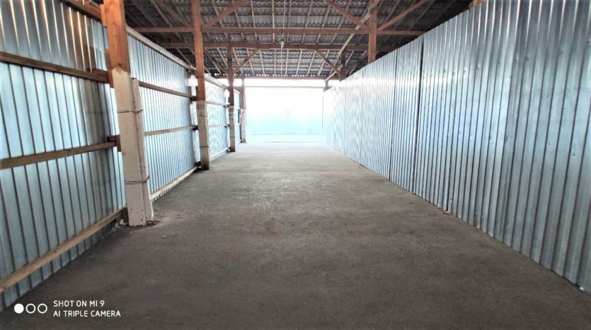 Discount 50 percent. 80 m2 Insulated warehouse - room with ramp / offices