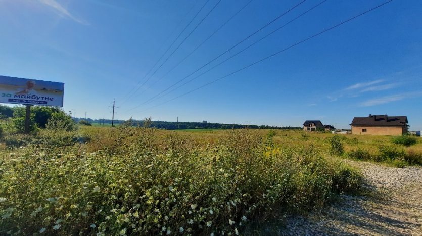 Sale of a land plot 676 km 2 in Shlyakhtintsy - 2