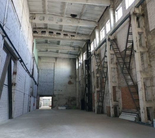 Rent - Warm warehouse, 1142 sq.m., Kiev