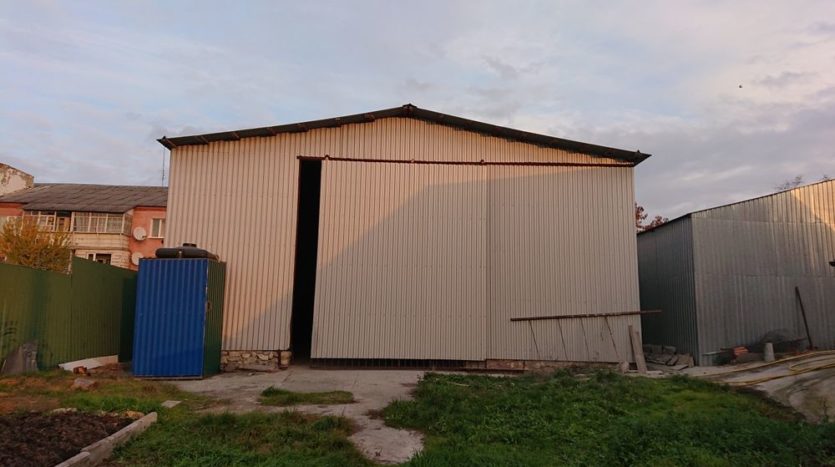 Оренда - Сухий склад, 145 кв.м., м Томашпіль