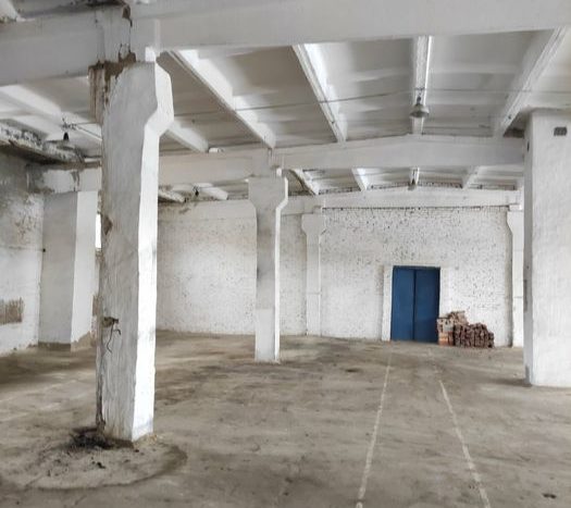 Rent - Warm warehouse, 2000 sq.m., Lubny - 2