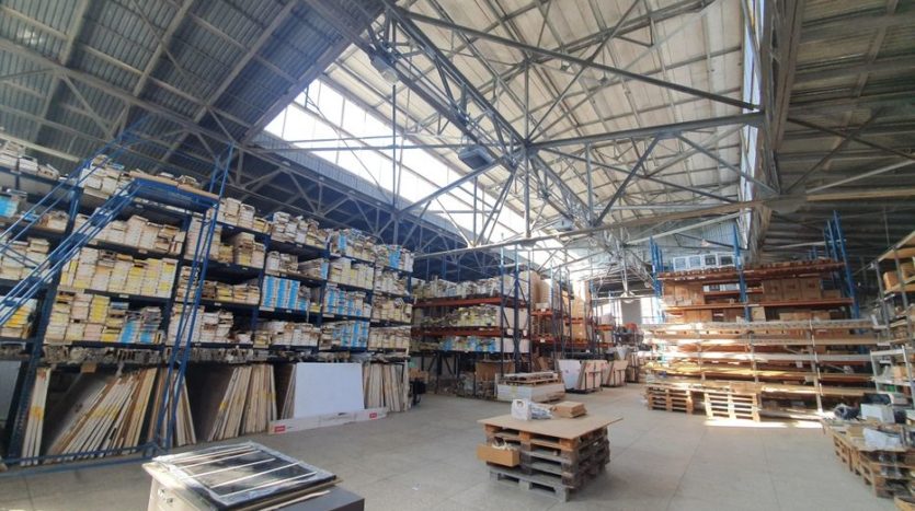 Rent - Warm warehouse, 1200 sq.m., Kharkov - 2