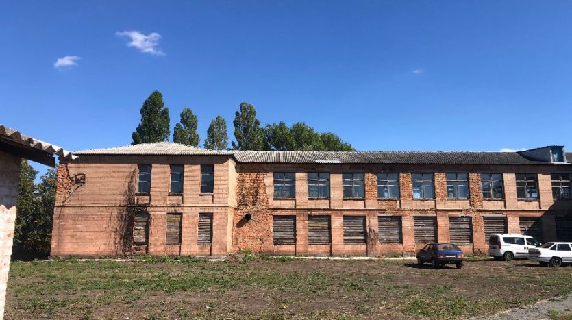 Sale - Warm warehouse, 1900 sq.m., Chernobay