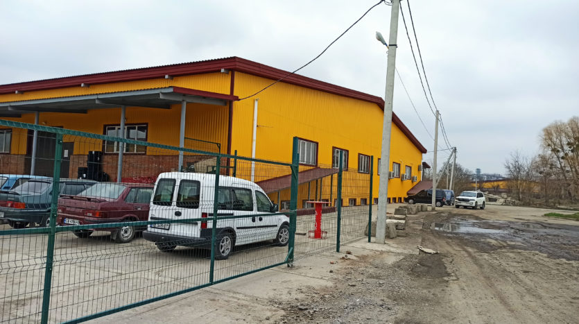 Rent warehouse 2000 sq.m. m. Uman