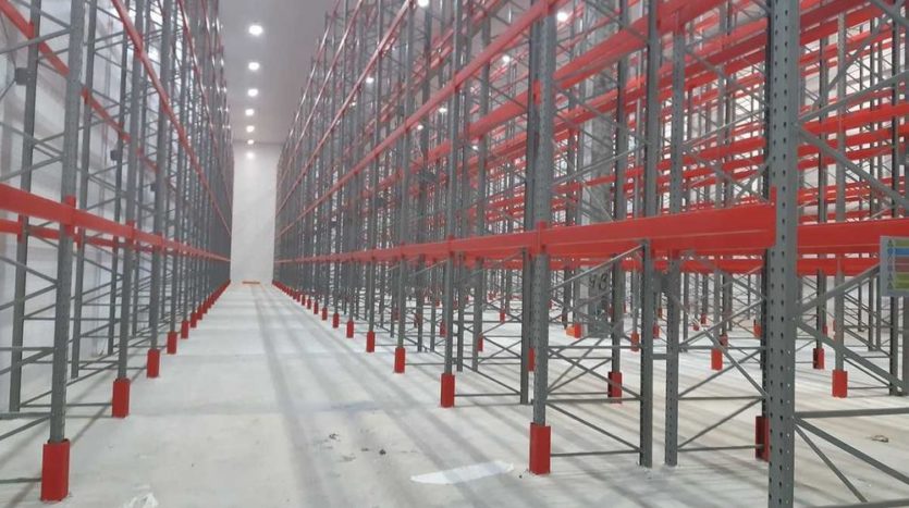 Rent - Refrigerated warehouse, 4000 sq.m., Kolonshchina