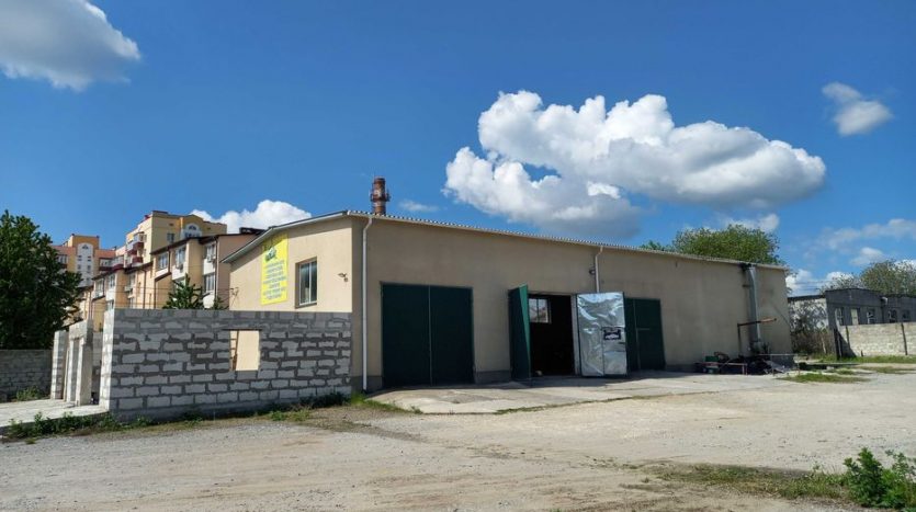 Sale - Warm warehouse, 500 sq.m., Kamyanets-Podolskiy