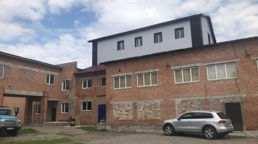 Rent - Dry warehouse, 4000 sq.m., Lubny