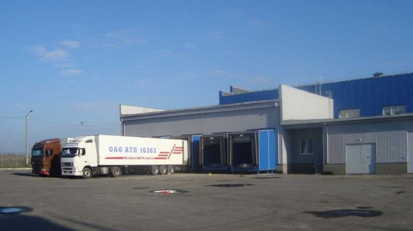 Rent - Warm warehouse, 9000 sq.m., Kharkov - 2