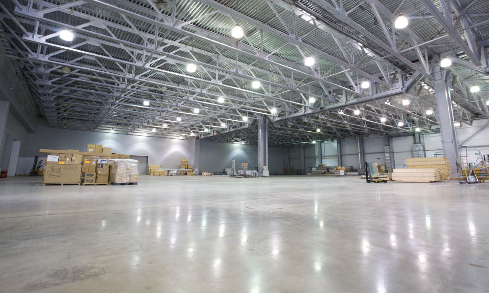 Rent a warehouse, order a 3PL service or apply to a digital logistics provider: what is better? - 2